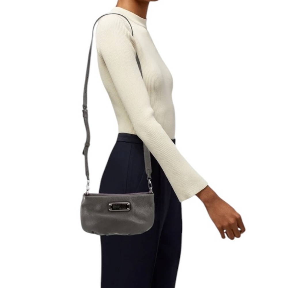🩶𝐌𝐀𝐑𝐂 𝐁𝐘 𝐌𝐀𝐑𝐂 𝐉𝐀𝐂𝐎𝐁 Crossbody 𝐬𝐚𝐥𝐞𝐭𝐨𝐝𝐚𝐲𝐨𝐧𝐥𝐲 - Picture 5 of 12